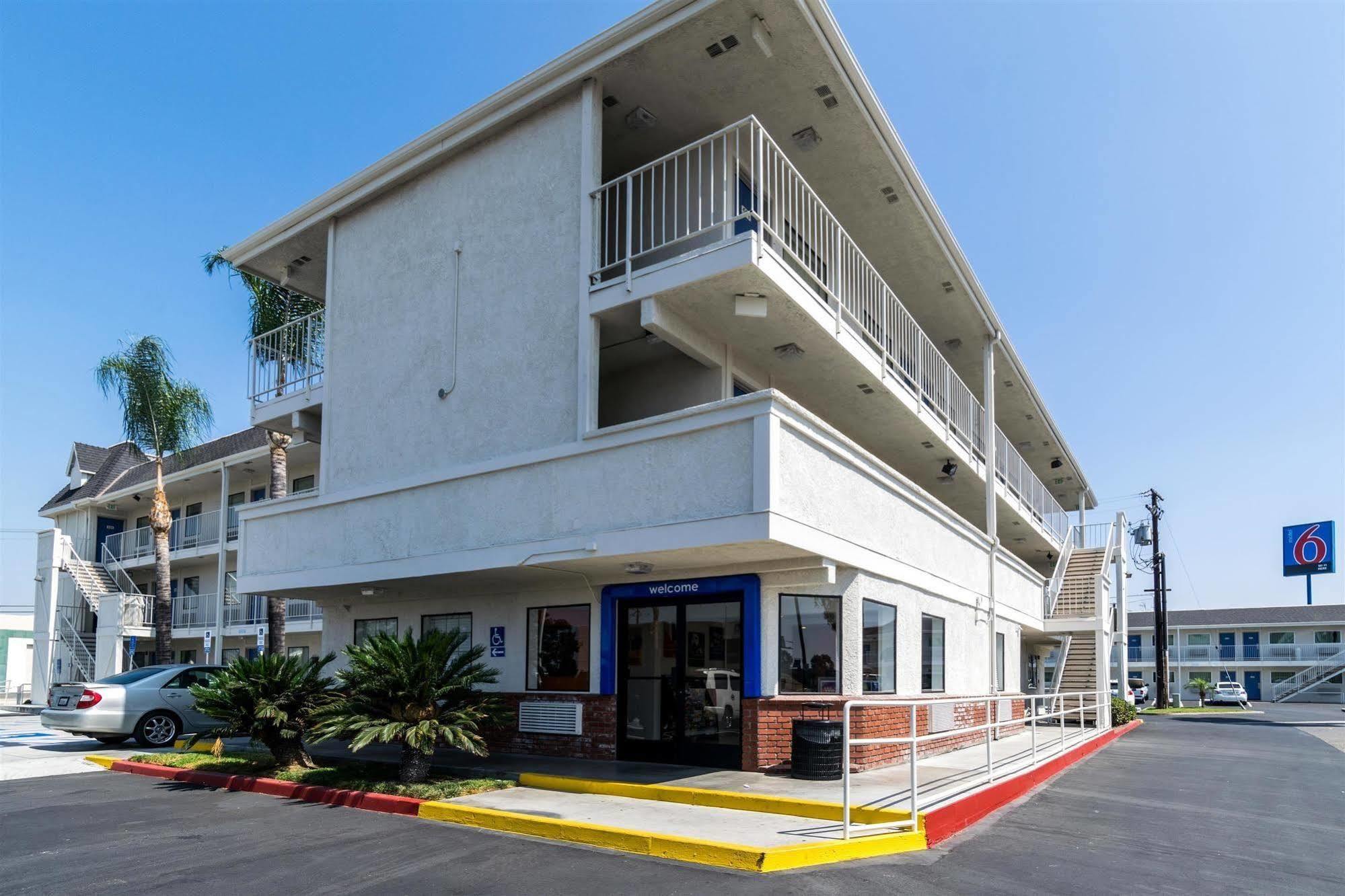 Motel 6-Anaheim, Ca - Fullerton East Buitenkant foto